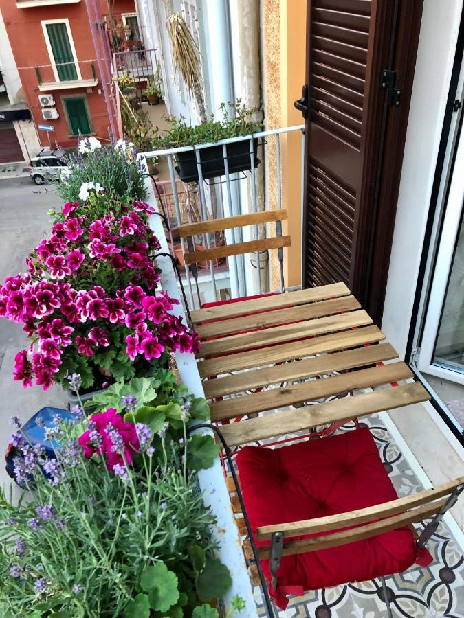 Отель Casa De Rosas Бари Экстерьер фото